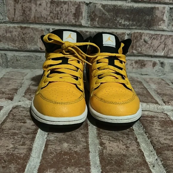 Kids preschool Jordan 1 mid University Gold size 2y - Picture 8 of 13